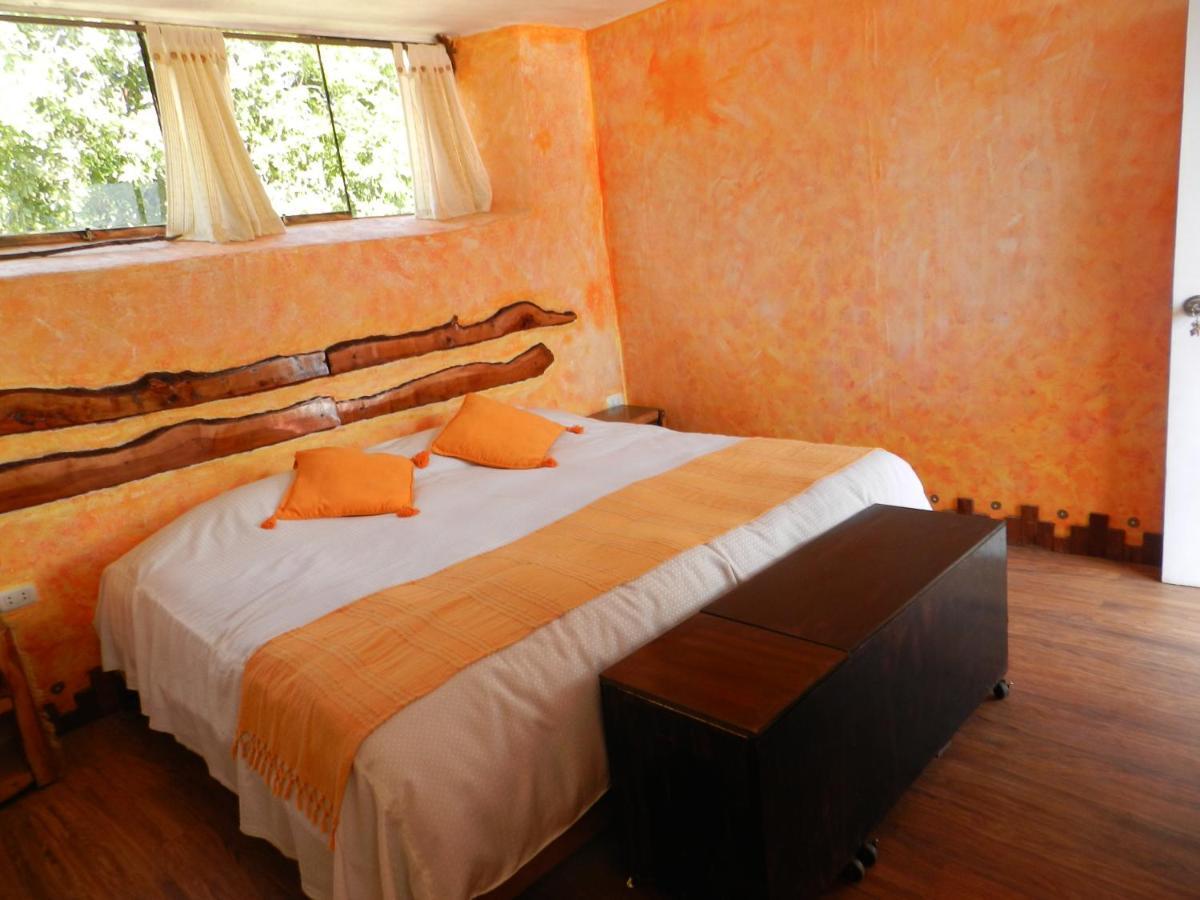 Eco Tampu Andahuaylillas- Hospedaje Ecosostenible Rum bild